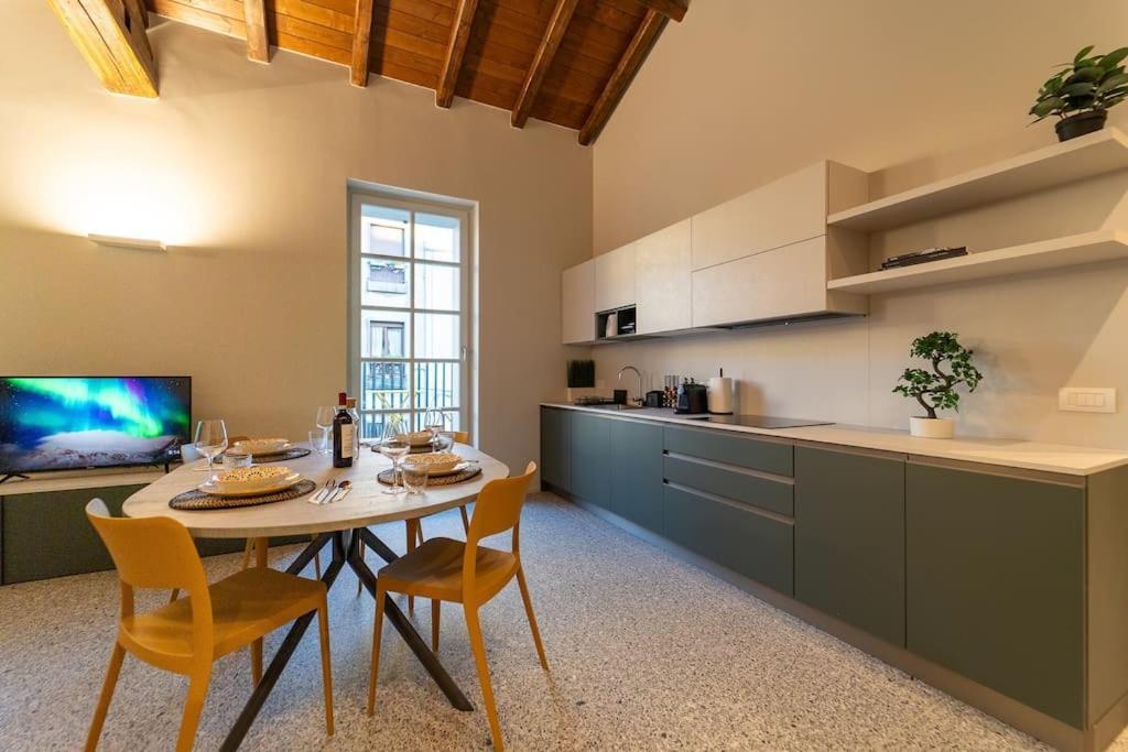 Elegante Loft A 200 A Metri Dal Duomo Leilighet Como Eksteriør bilde